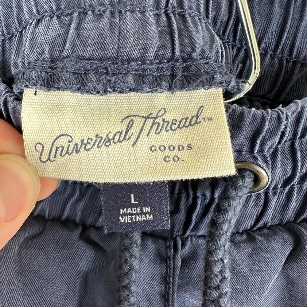 Universal Thread Blue Drawstring Pocket Shorts L - image 3